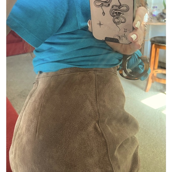 Tan Genuine Suede Leather Pencil Skirt VTG Pristine - Picture 14 of 14